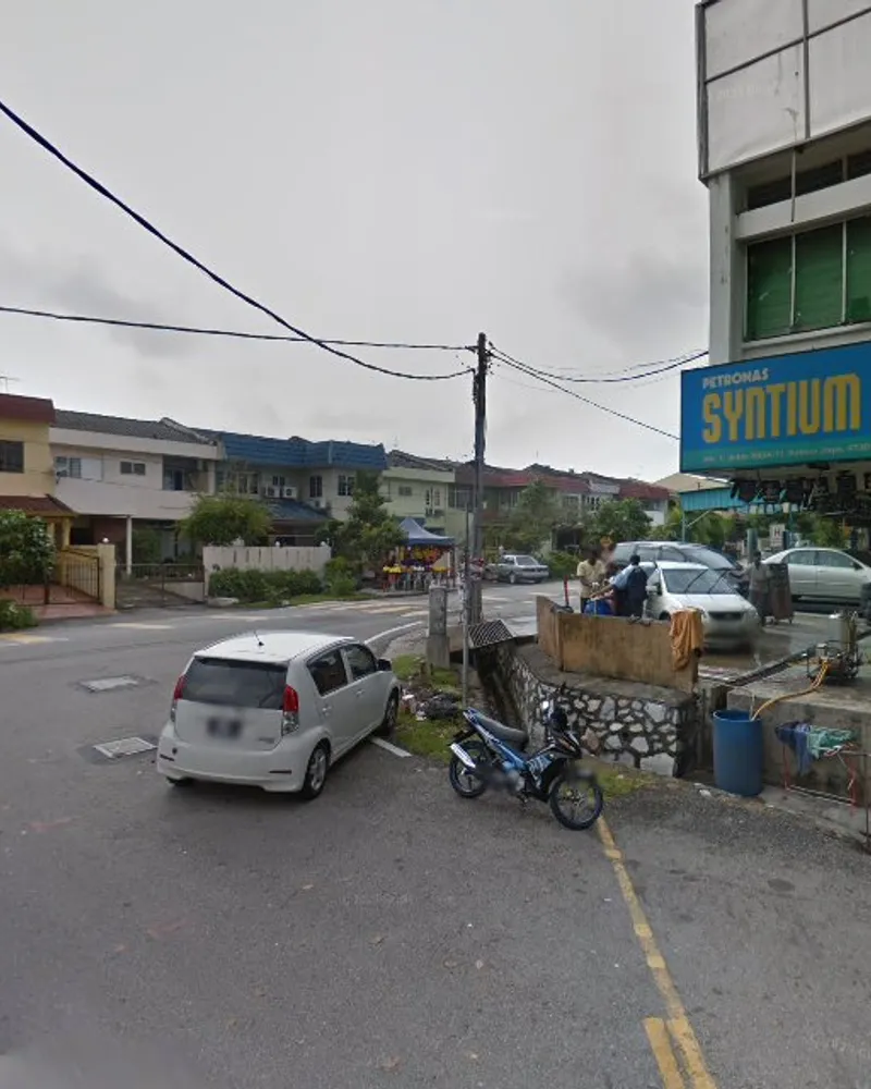 K & J Auto Services Kelana Jaya in Petaling Jaya